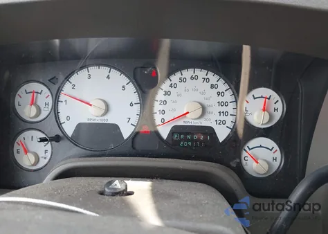 2008 Dodge Ram 1500 Slt z USA, uszkodzony, nr VIN 1D7HU182X8J196723